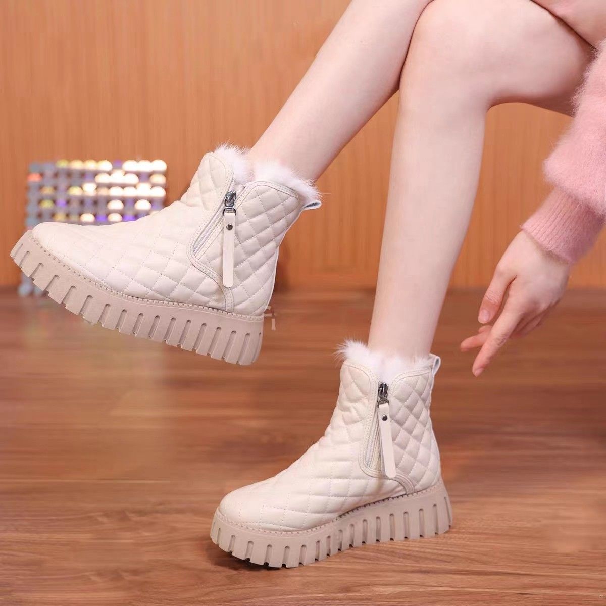 👢【35-41】2025 nou la modă cald, tălpi groase rezistente la frig, cizme de bumbac, impermeabile și anti-alunecare-3879533