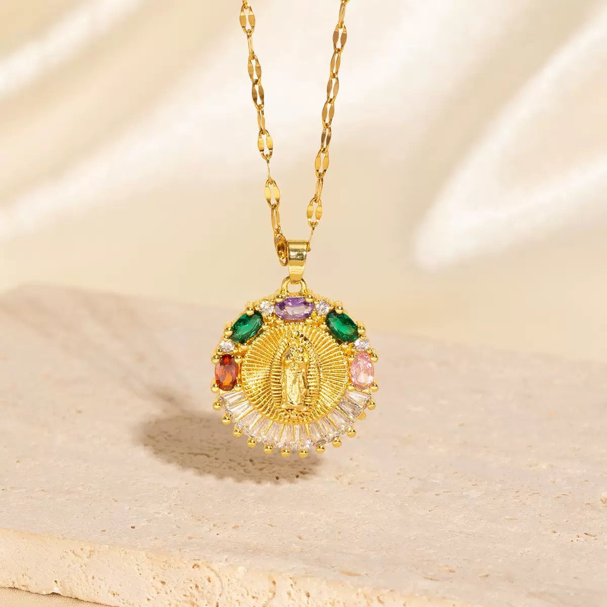 【Kupite jedan, dobit ćete jedan gratis!】✨Luksuzna ogrlica, pozlaćena ogrlica s utisnutim dizajnom Djevice Marije-4172478