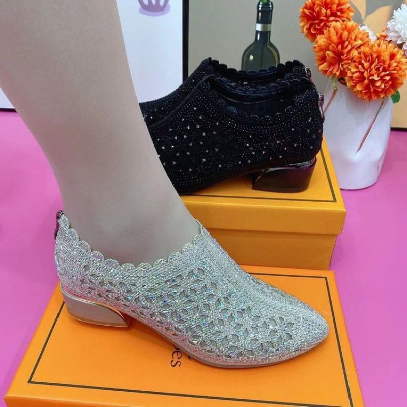 【35-41】Modne damskie buty casualowe na platformie 2026-4252106