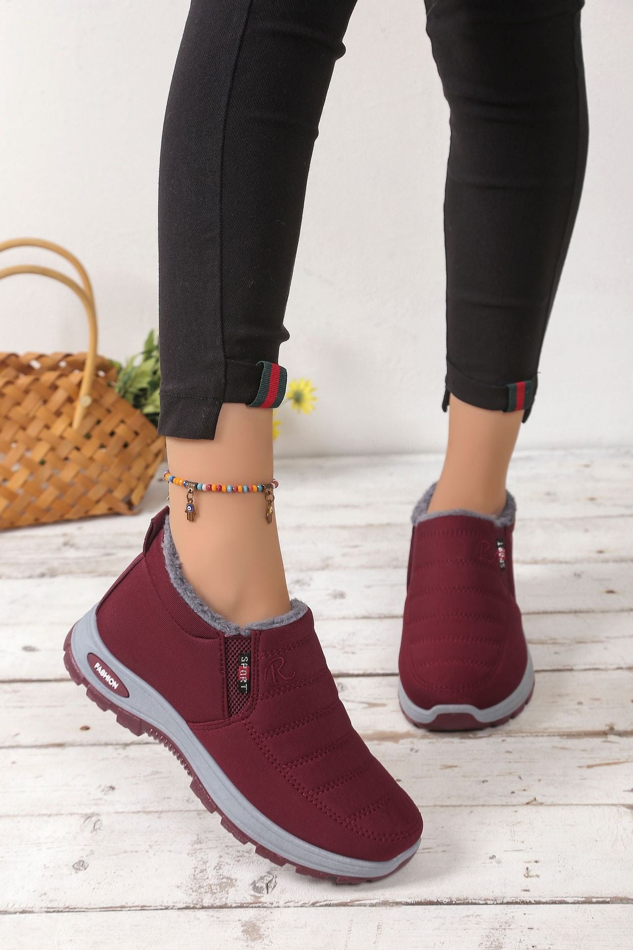 🔥【35-48】Unisex zimske čizme s plišanom podstavom - tople, udobne i neklizajuće za hladno vrijeme.-4179269